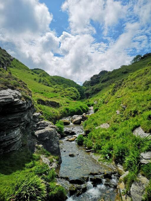 The Little Post House. A Perfect Village Retreat, With Stunning Views. Boscastle Exterior foto